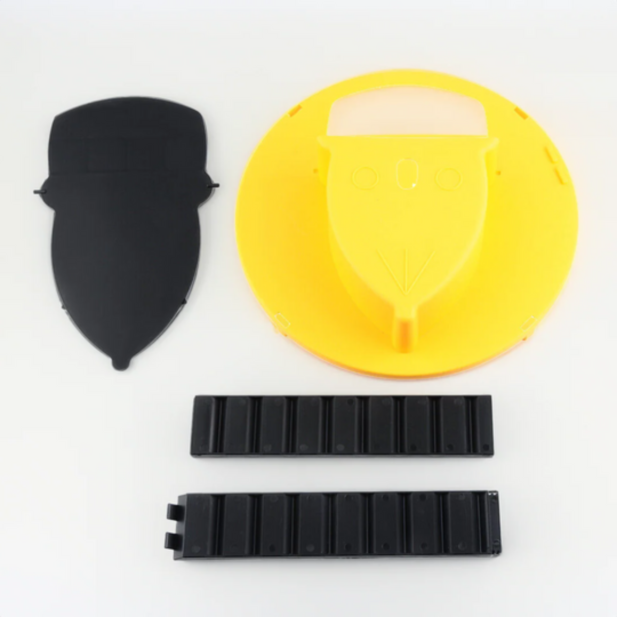 Reusable mouse and rat trap with automatic reset bucket lid