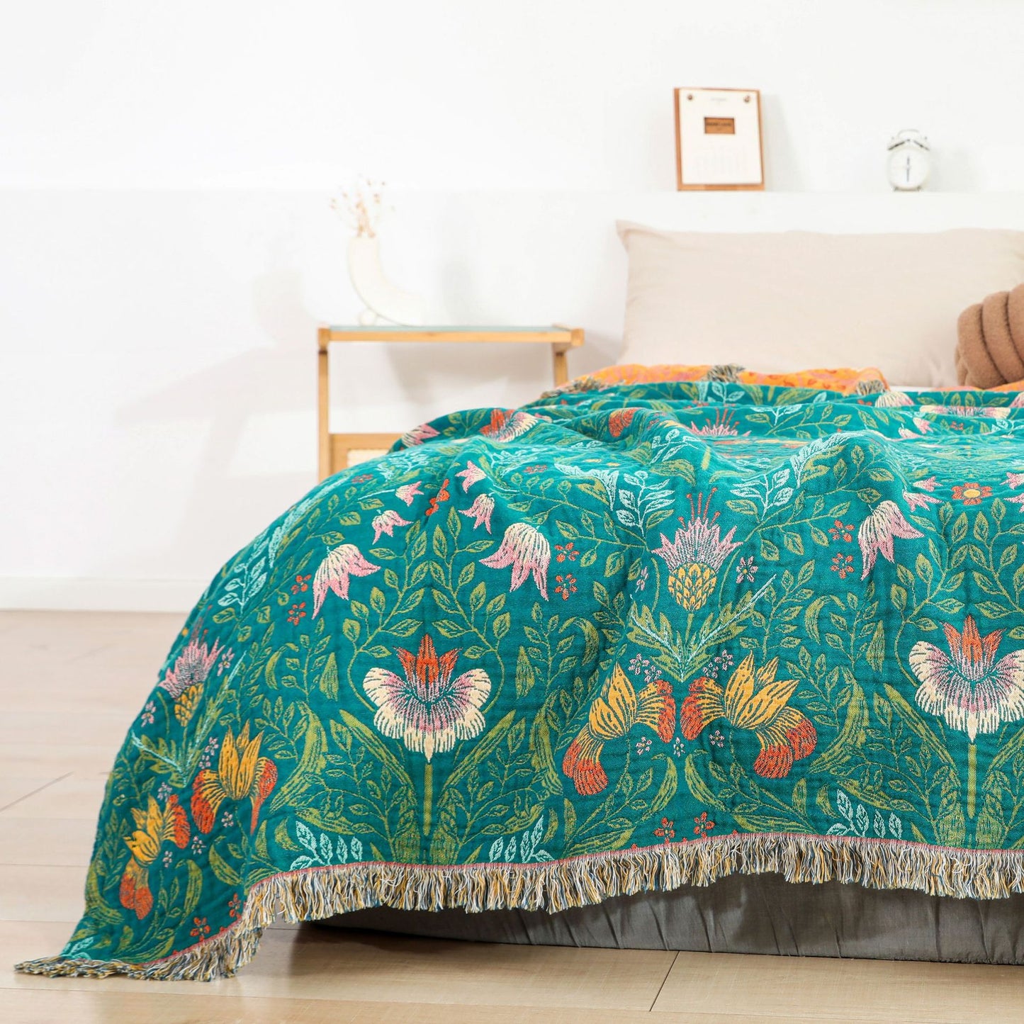 Floral Reversible Tassel Cotton Gauze Blanket – Bed Throw – Sofa Throw – Decorative Blanket – All-Season Blanket – Lightweight Blanket – Machine Washable