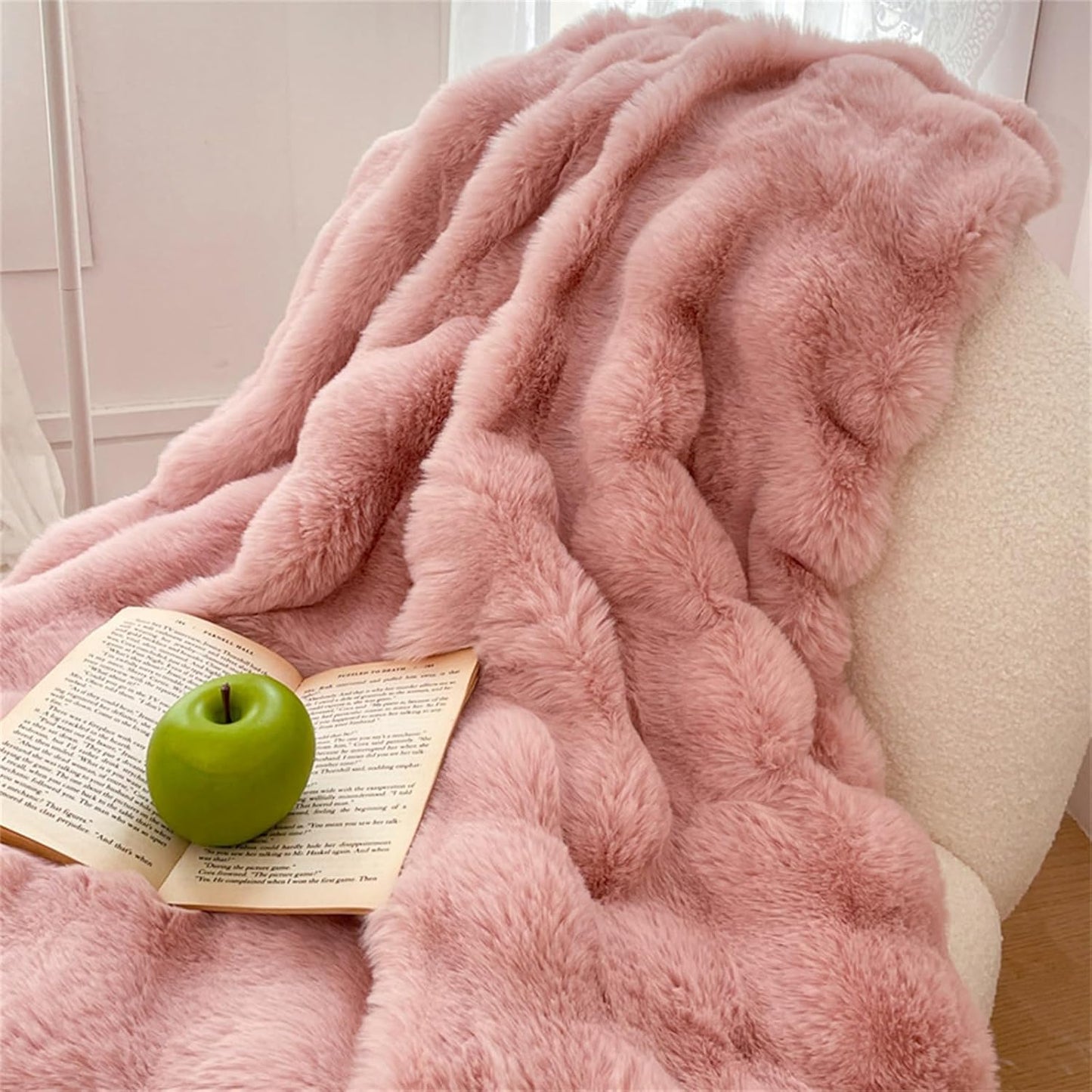Luxury Faux Fur Velvet Throw Blanket