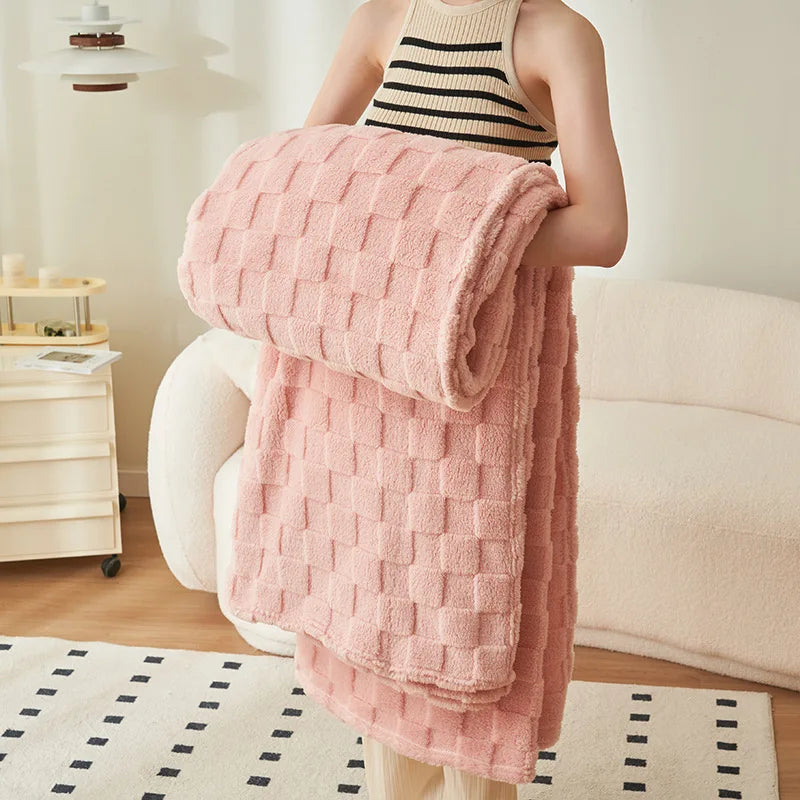 Cozy Checkered Fleece Throw Blanket