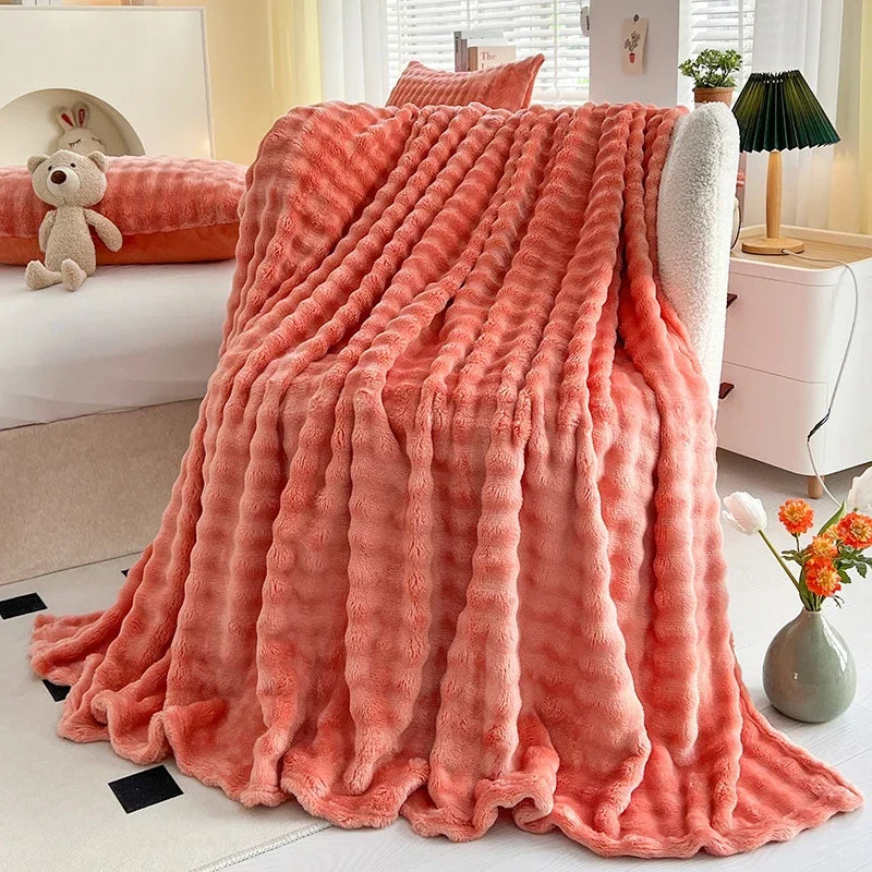 Plush Fleece Throw Blanket – Bubble Textured Soft Blanket – Lightweight Cozy Warm Bed & Sofa Throw