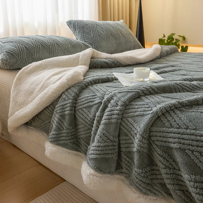 Textured Striped Diamond Sherpa Fleece Throw Blanket