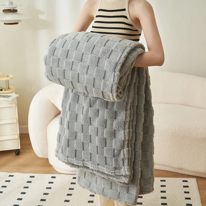 Cozy Checkered Fleece Throw Blanket