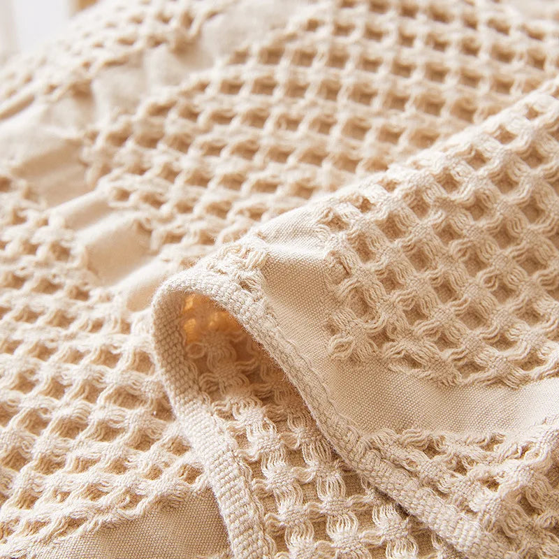 Breathable Waffle Cotton Blanket – Lightweight 100% Cotton Waffle Weave Throw – All-Season Bed Blanket – Cozy Sofa & Couch Blanket – Decorative Summer Blanket – Machine Washable