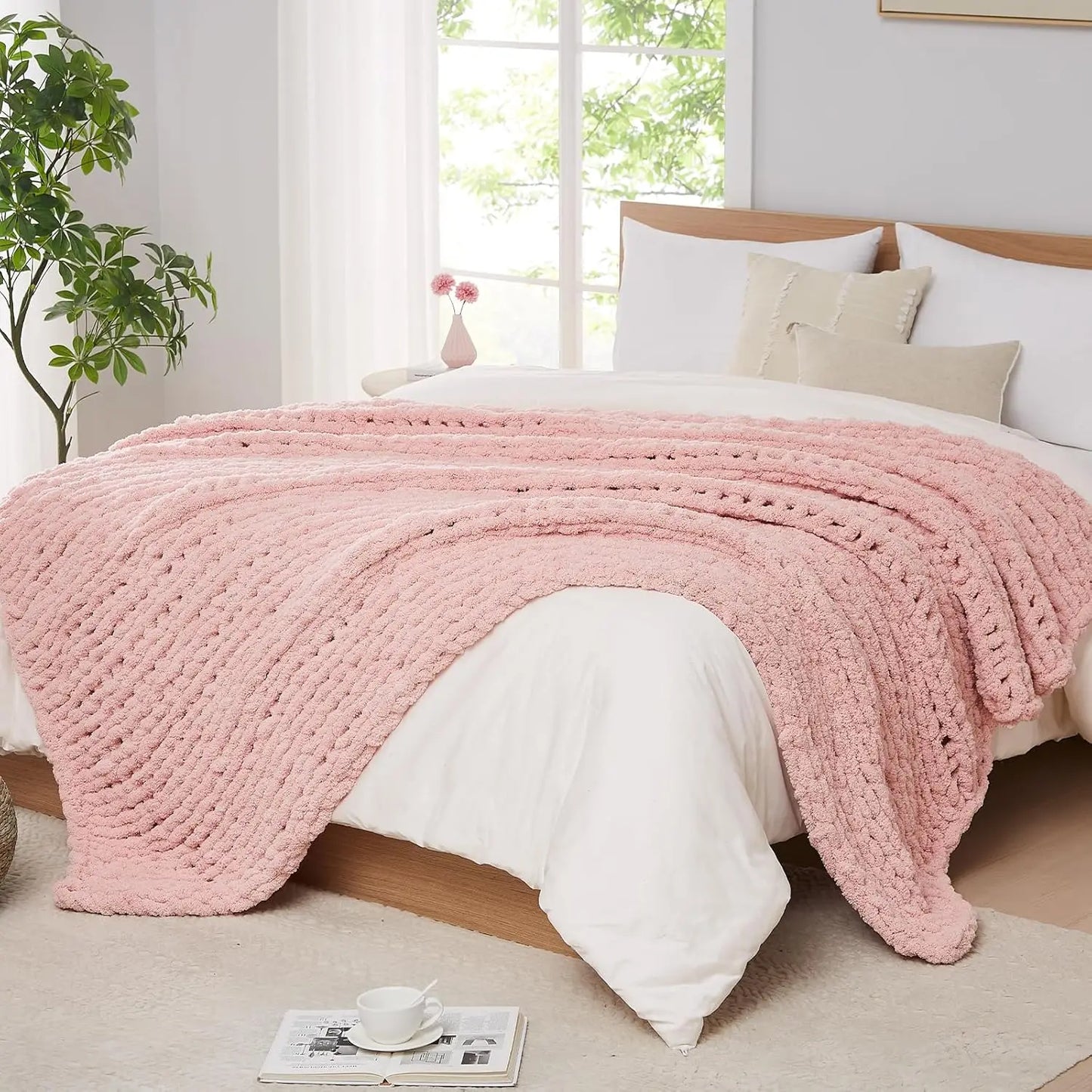 Hand-Knitted Chunky Knit Blanket (Chenille)