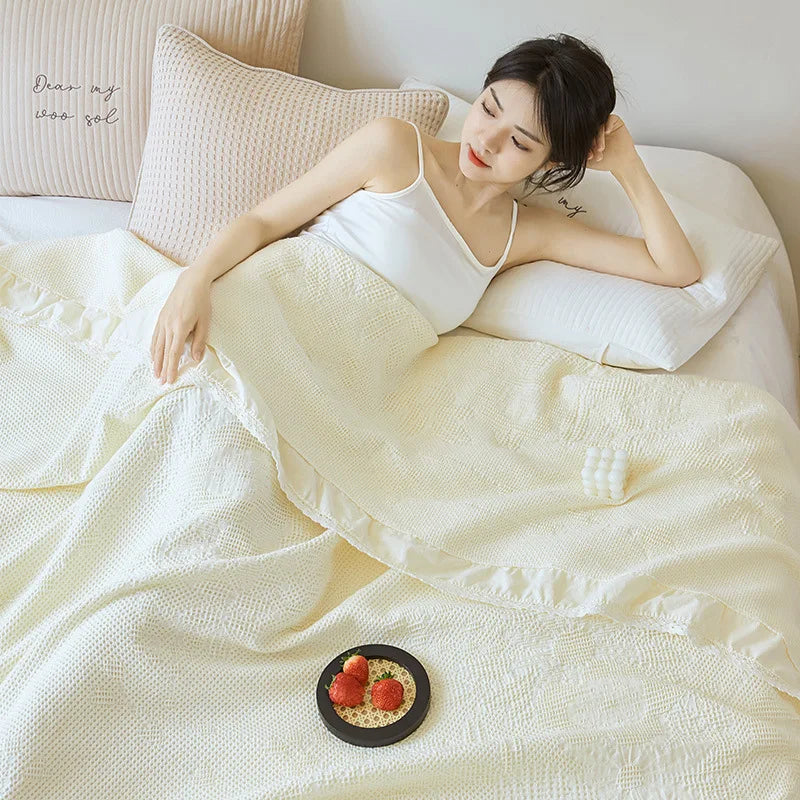 Breathable Waffle Cotton Blanket – Lightweight 100% Cotton Waffle Weave Throw – All-Season Bed Blanket – Cozy Sofa & Couch Blanket – Decorative Summer Blanket – Machine Washable