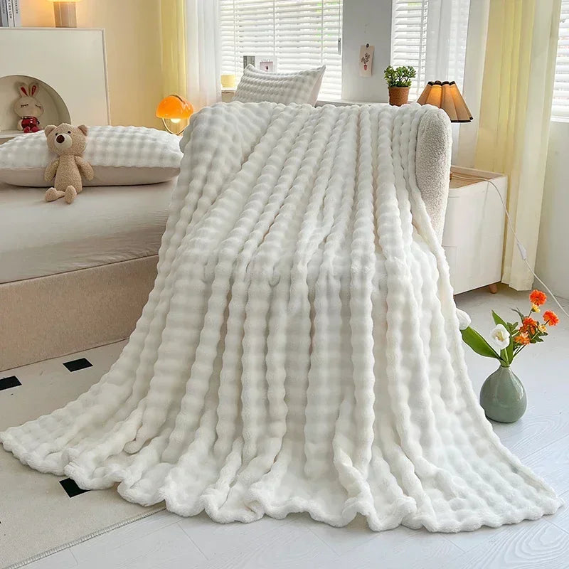 Plush Fleece Throw Blanket – Bubble Textured Soft Blanket – Lightweight Cozy Warm Bed & Sofa Throw