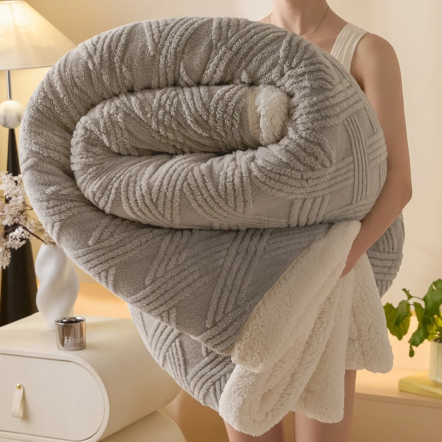 Textured Striped Diamond Sherpa Fleece Throw Blanket